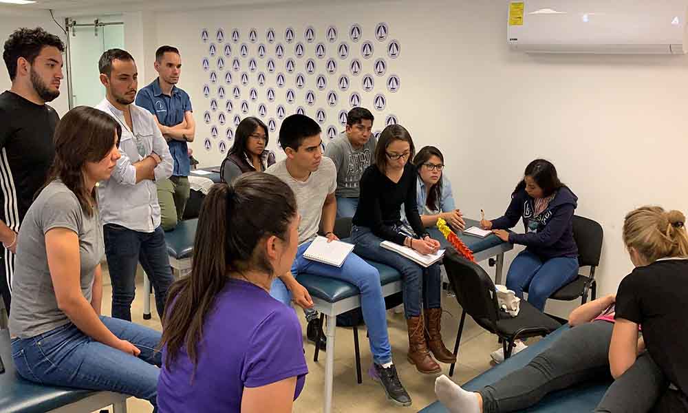 Escuela de Osteopatía de Madrid - Sede México